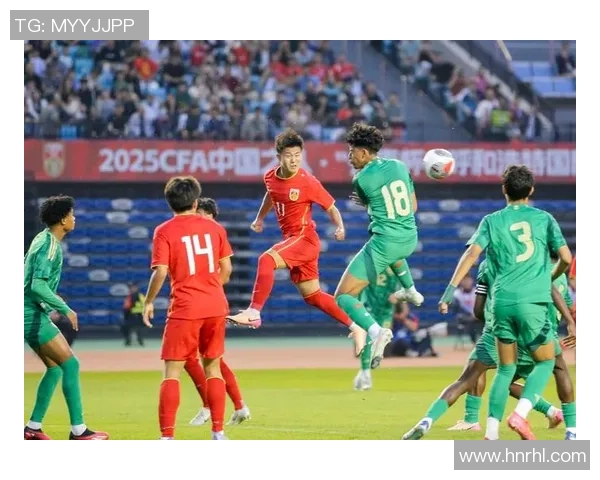 国足新星闪耀赛场助球队逆转取胜点燃全国球迷热情